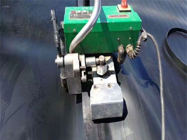 如何防止垃圾填埋場(chǎng)防滲膜滲漏？